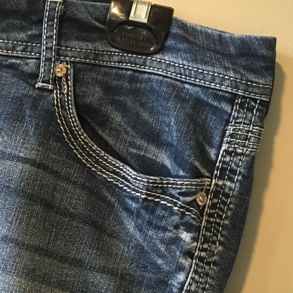 Seven7 Jean Capris - Picture 11 of 16